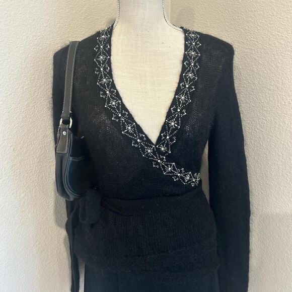 Kenneth Cole New York black wool blend wrap top. Size small - Picture 1 of 6